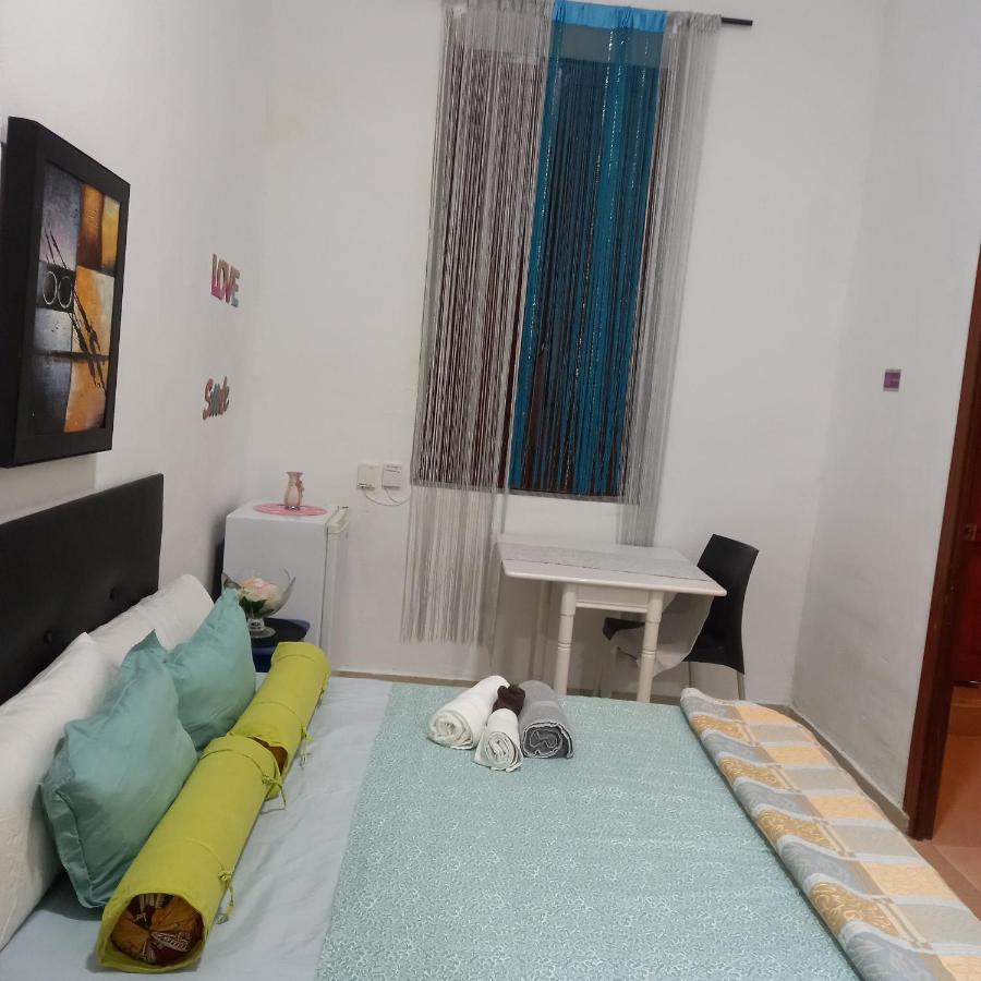 Emma Lovely Room With Private Bathroom Alicante Eksteriør billede